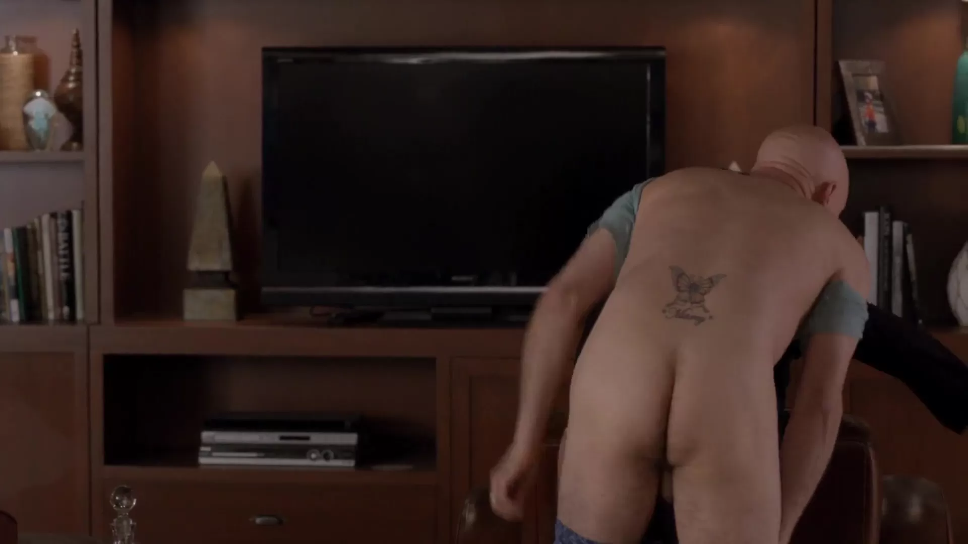 Evan Handler nude - Californication S07E11